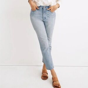 Madewell Women's Light Blue Straight Leg Jeans